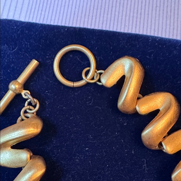 Anne Klien swirl scribble link Gold tone Necklace 🐈‍⬛ - Picture 3 of 6